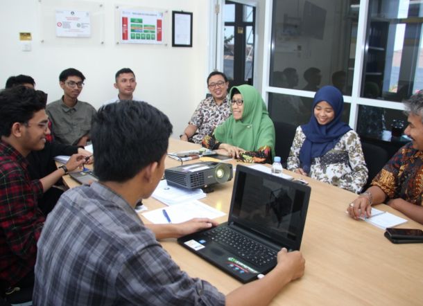 UPPM Politeknik ATI Gelar Program Beasiswa Tugas Akhir Mahasiswa