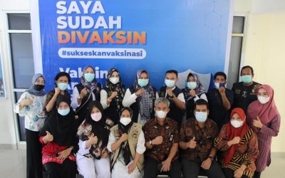 Pegawai Politeknik ATI Makassar Jalani Vaksinasi Covid-19