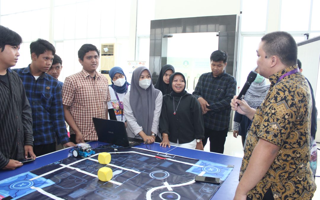 Hadapi Industri 4.0, Poltek ATIM-Axioo Makeblock Indonesia Gelar Mini Workshop Robotic
