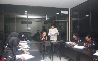 Politeknik ATI Makassar Bekali Mahasiswa Sertifikasi K3 Sebelum Praktik di Industri